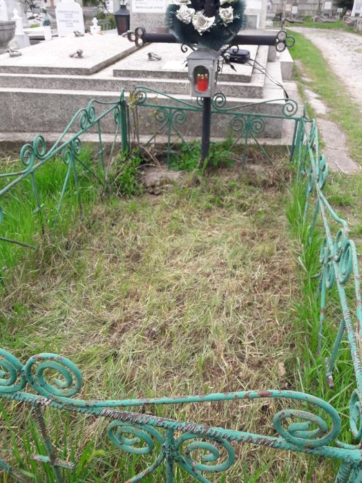 vanzare loc de veci eternitate iasi