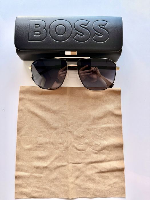 Слънчеви очила BOSS
