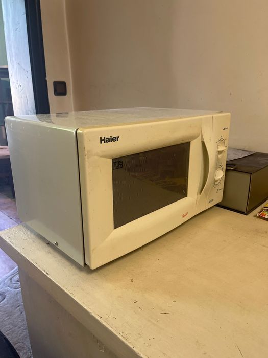 Микровълнова “Haier”