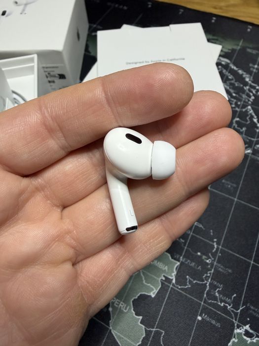 Apple AirPods Pro 2