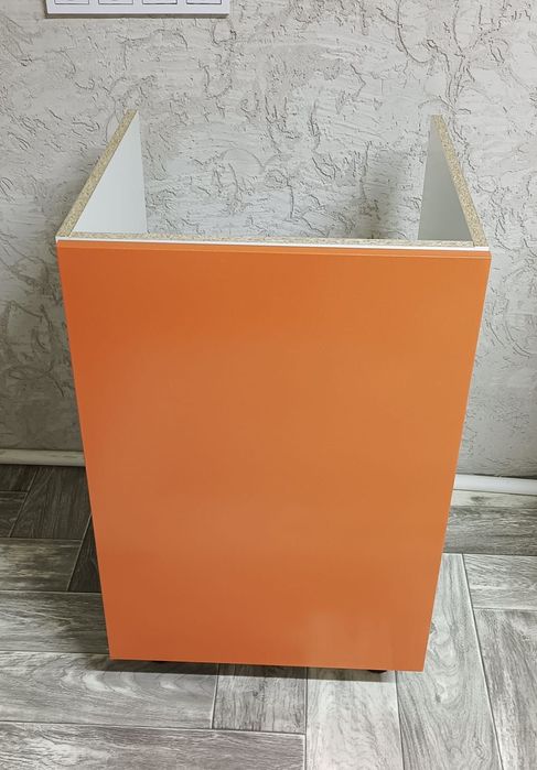 Продам новый кухонный шкафчик под раковину