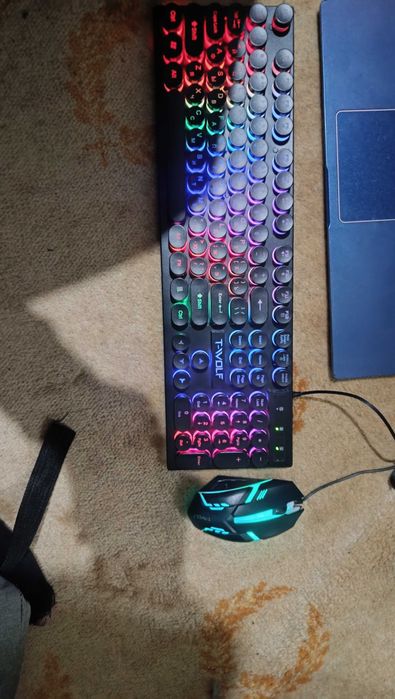 Механическая клавиатура rgb с мышкой
