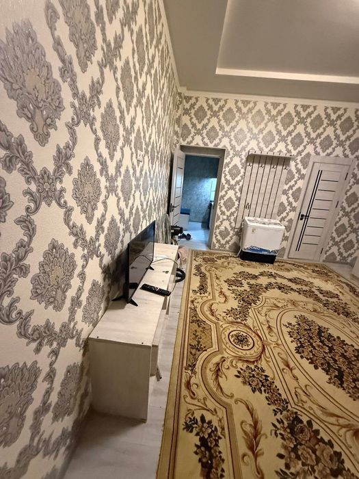 Сдаётся  1 комнатная квартира сергели 3 метро бекат.