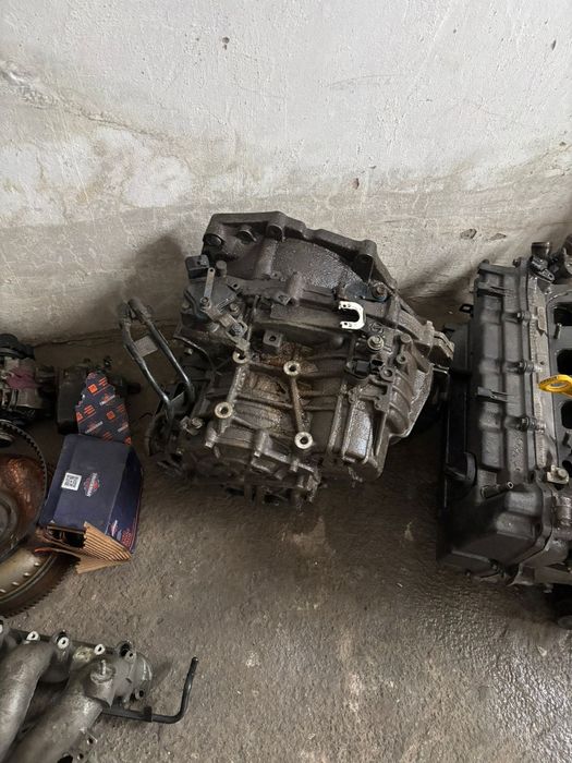 Продается мотор с каробкой