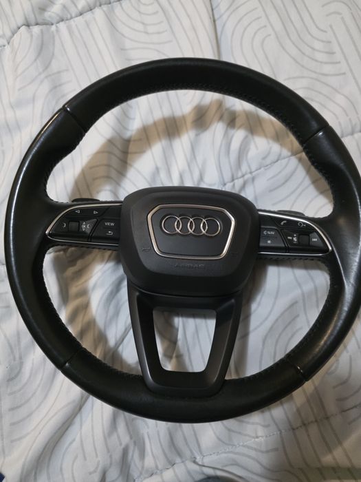 Волан Audi A4 B9 пера + airbag мултифункционален TOP състояние