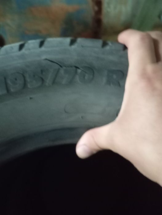 Продам Шины бу состояние среднее