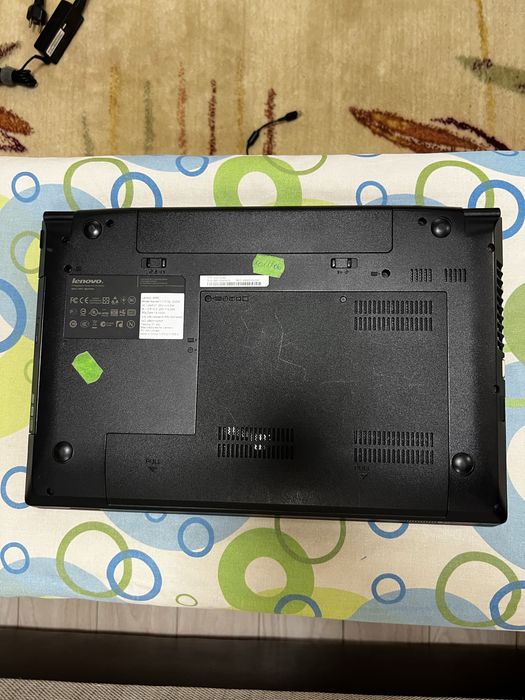 laptop lenovo negru