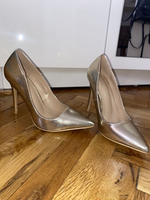 Високи обувки Dee Zee