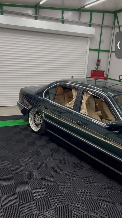 Vând BMW seria 7 e38