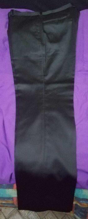 Smoking, plus pantaloni