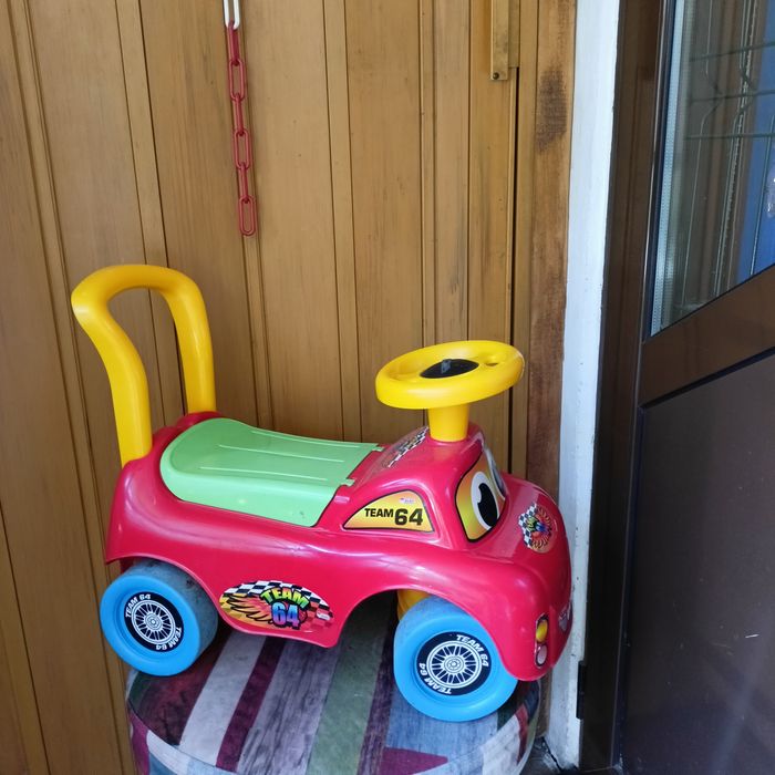 Masinuta jucarie pentru copii Felis 12+ luni