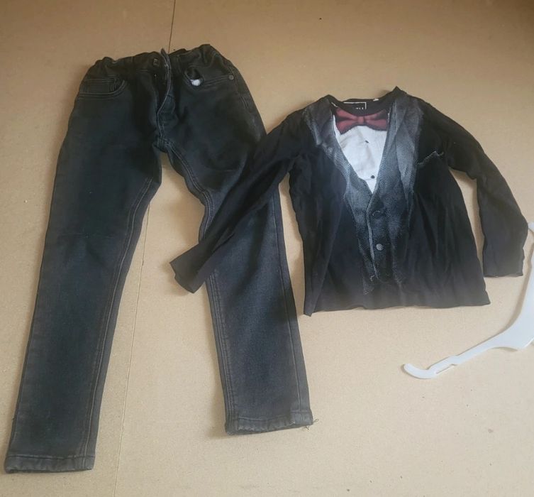 Set blugi și bluza  122-128 cm