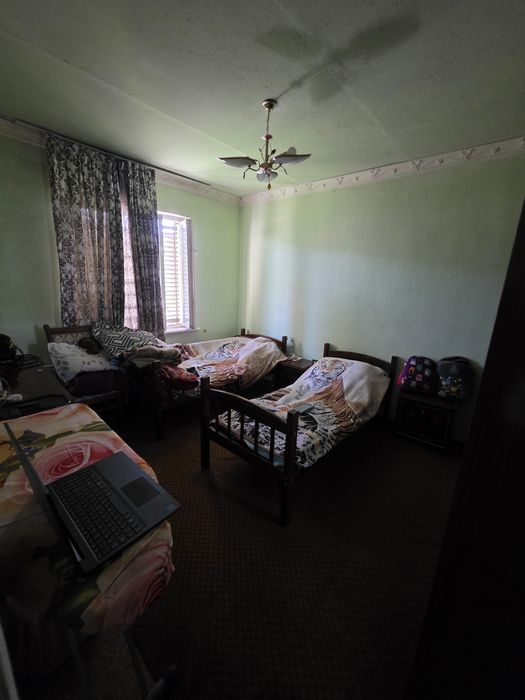 Продаётся 4/4/4 Юнусабад 18 квл, кирпич