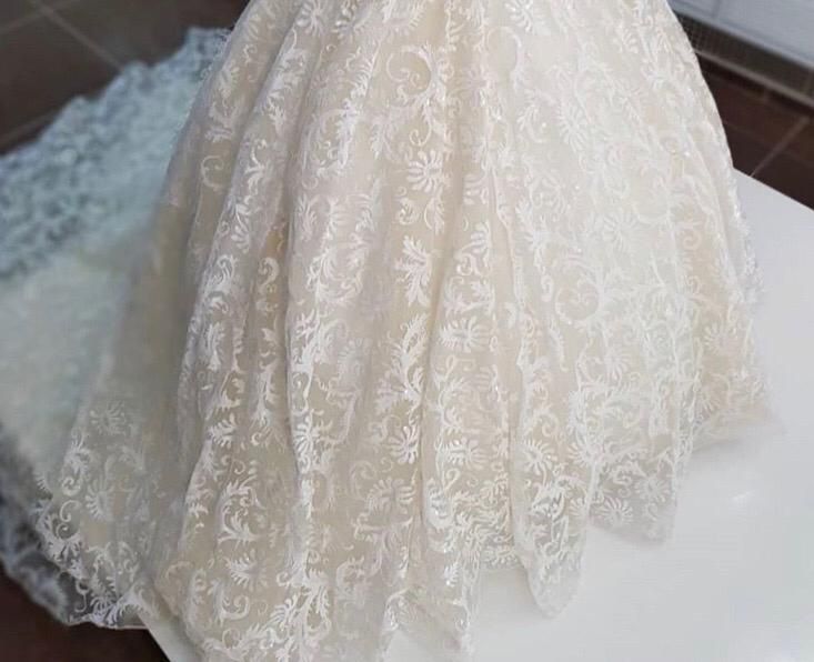 Продам свадебное платье