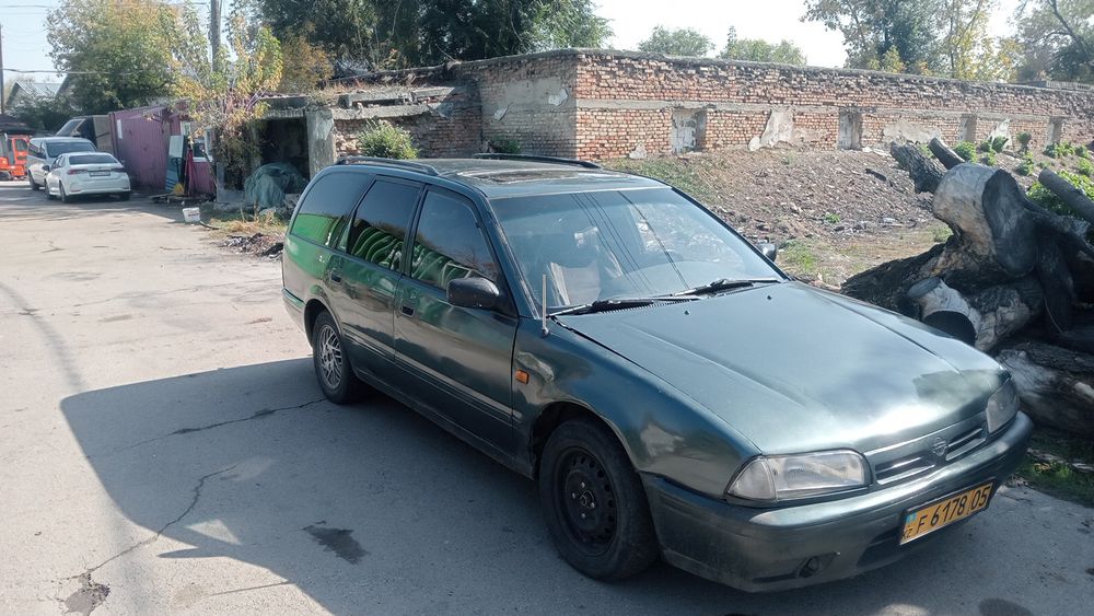 Продам авто Ниссан примера