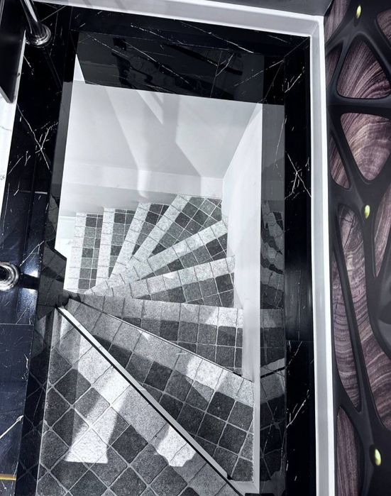 Продаётся не жилое помещение Ц4