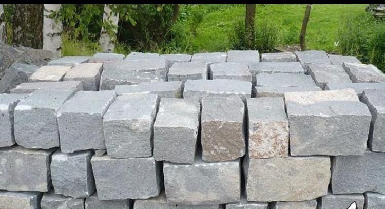 Bordura si piatra cubica direct la producatori