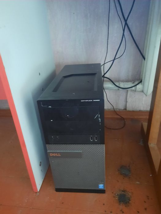 Продам рабочий компютер срочно