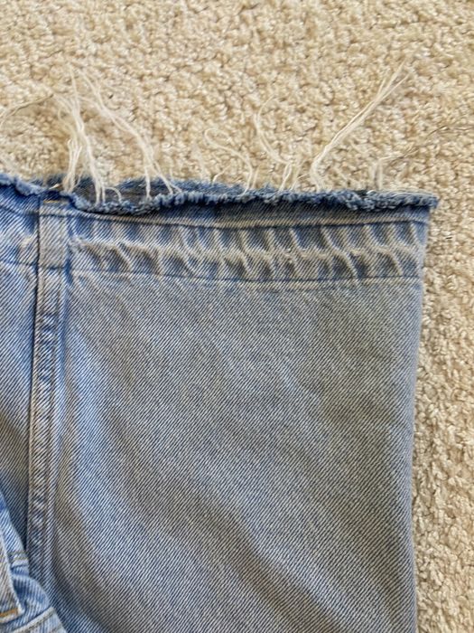 Няколко модела дънки