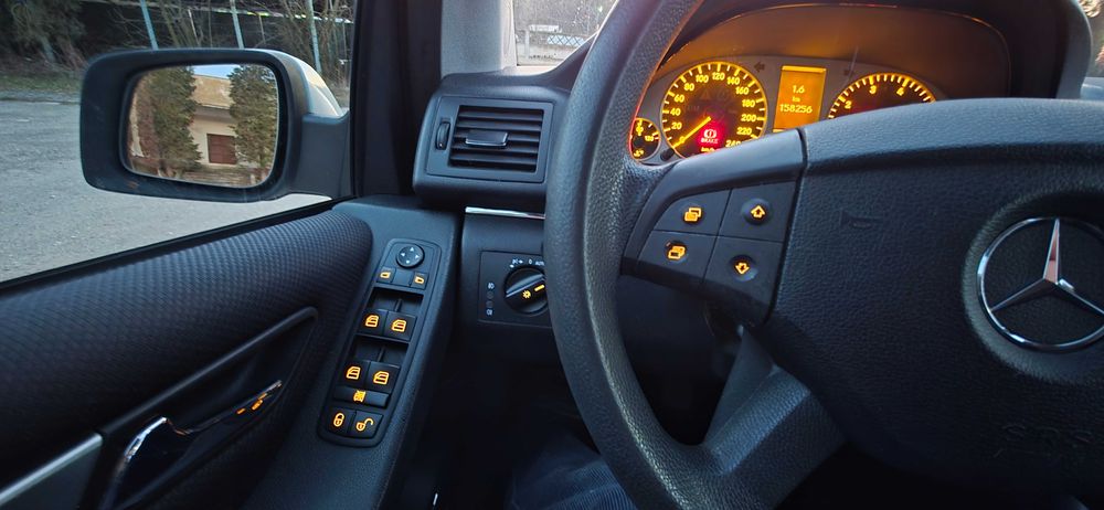 Mercedes Benz B Klass 150 benzina