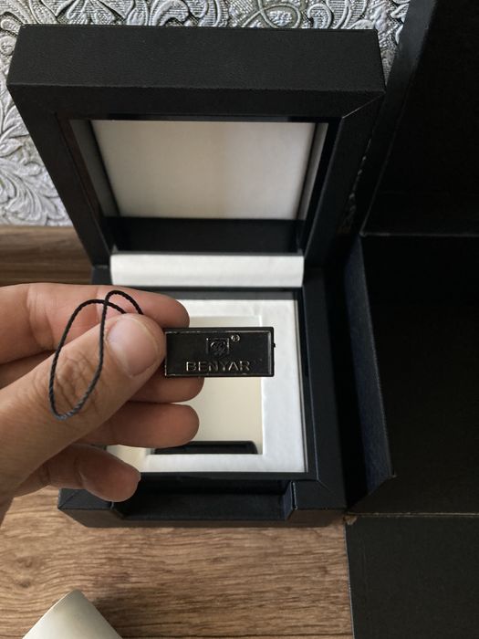 Продам часы