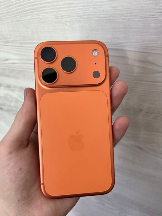 iPhone 17pro сатылады
