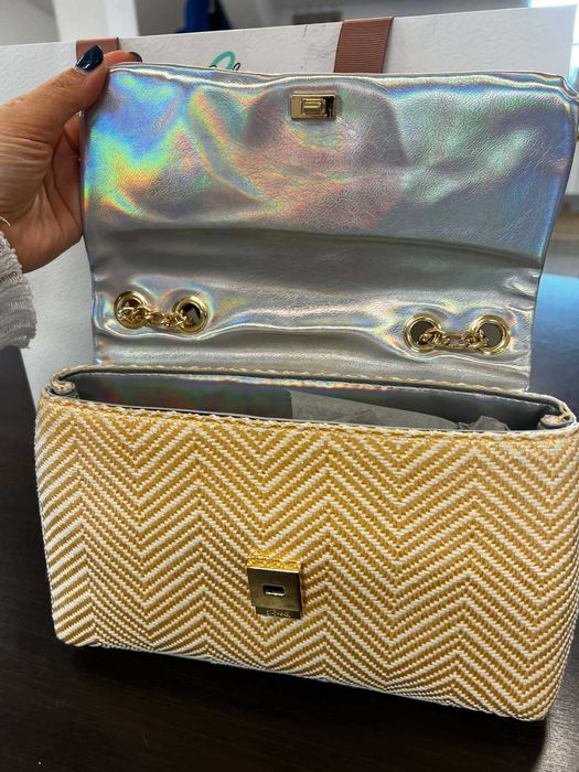 ЧАНТА  за през рамо GOLD AXEL