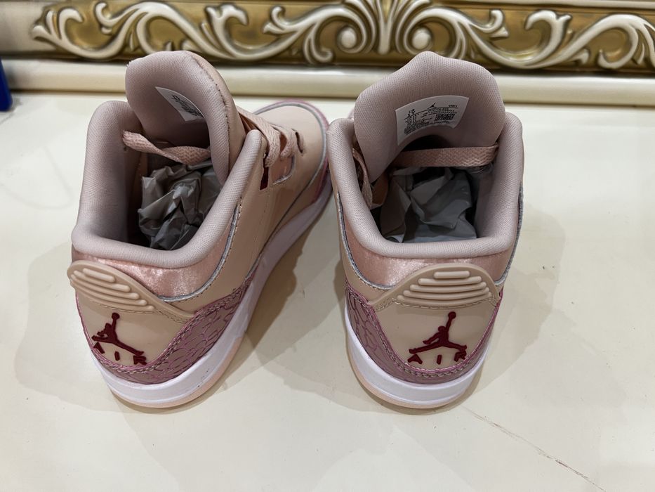 Кроссовки для девочки