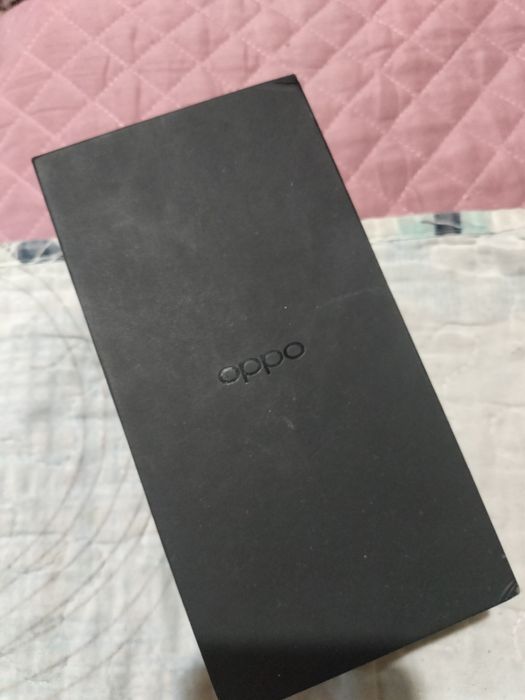 Oppo Reno 7 отличном состоянии