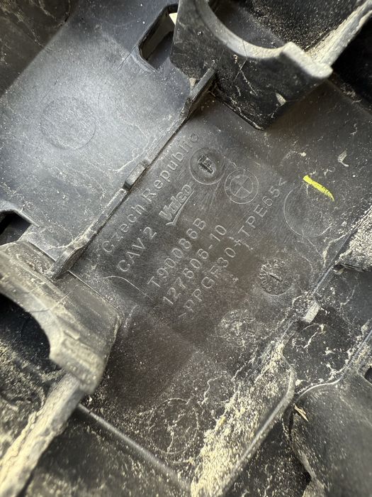 Решетка / Маска BMW 1 F40 | 2022