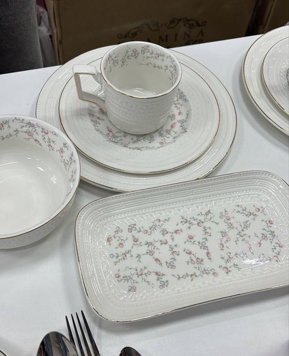 Набор посуды на 6 персонов !