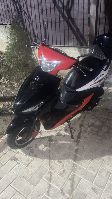 Продам мопед в хорошом состояние