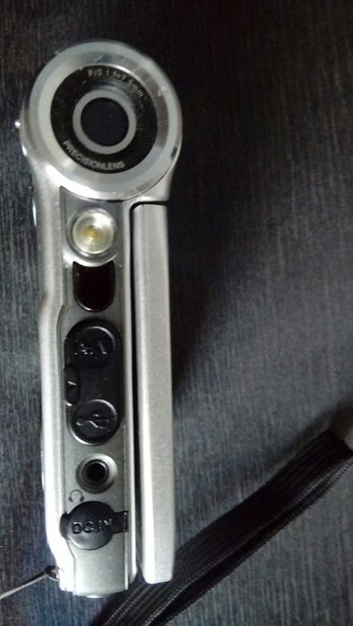 Продам видеокамеру