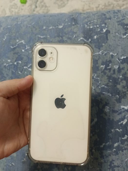 iPhone 11 хорошем состояний