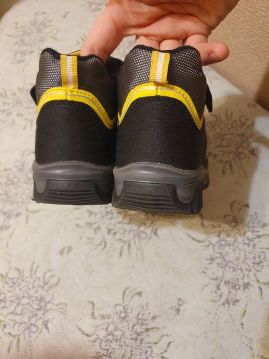 Демисезонные ботинки