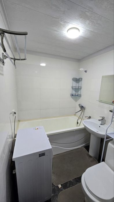 Собственик  Максим горький новостройка,торга нет,всё необходимое  есть