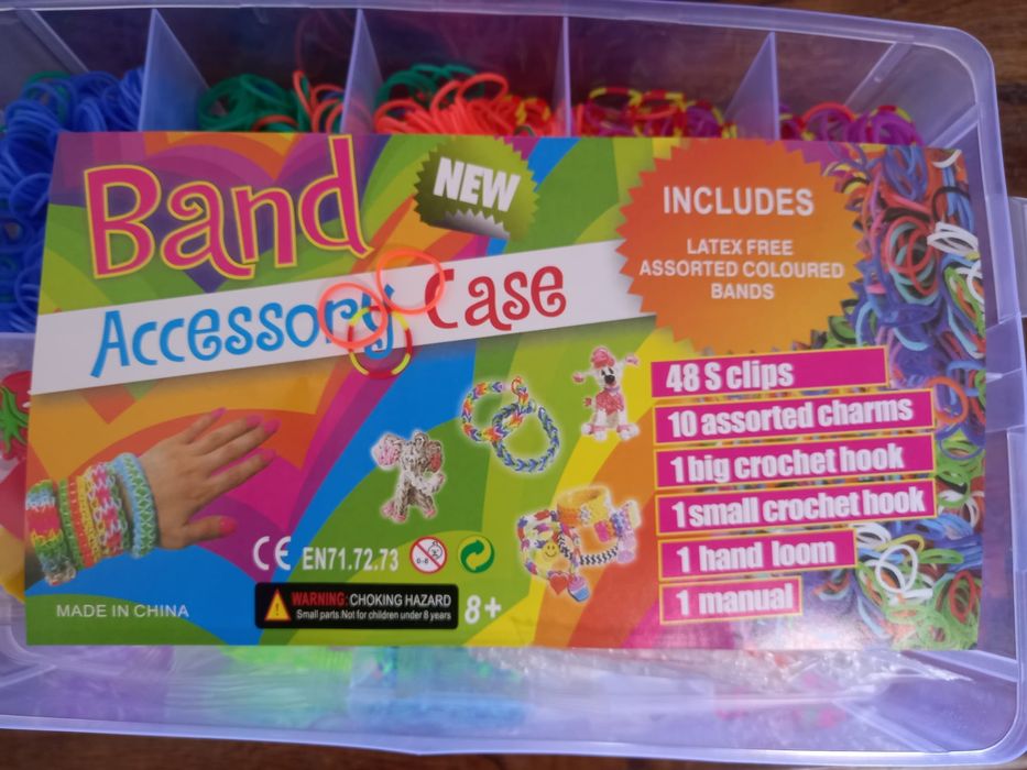 Kit complet elastice impletituri. Loom bands. 950 buc. Sigilat!