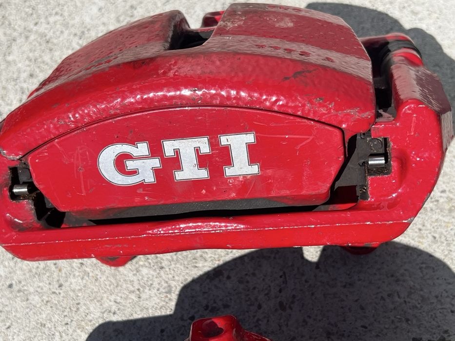Спирачни апарати GTI VW Golf 7