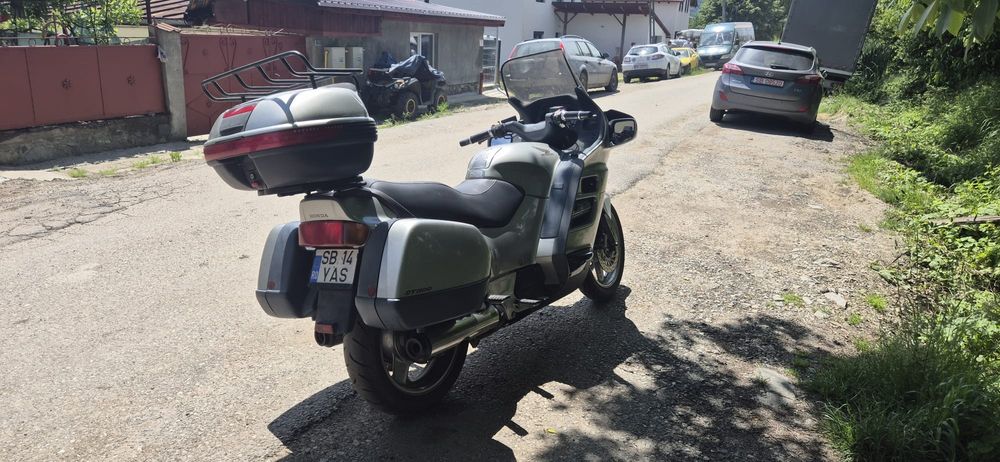 Vând Honda Paneuropean 1100