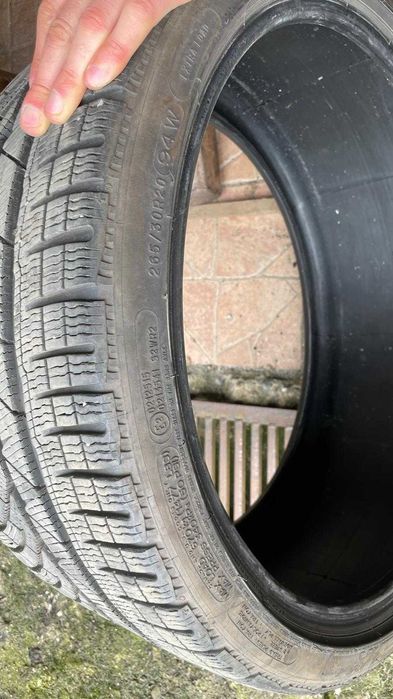 2 Anvelope Michelin iarna, utilizate 2 anotimpuri, 265x30x R20