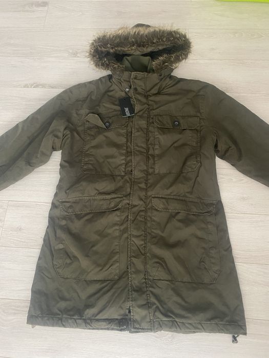 Haina/ Geaca barbateasca iarna XXL, noua