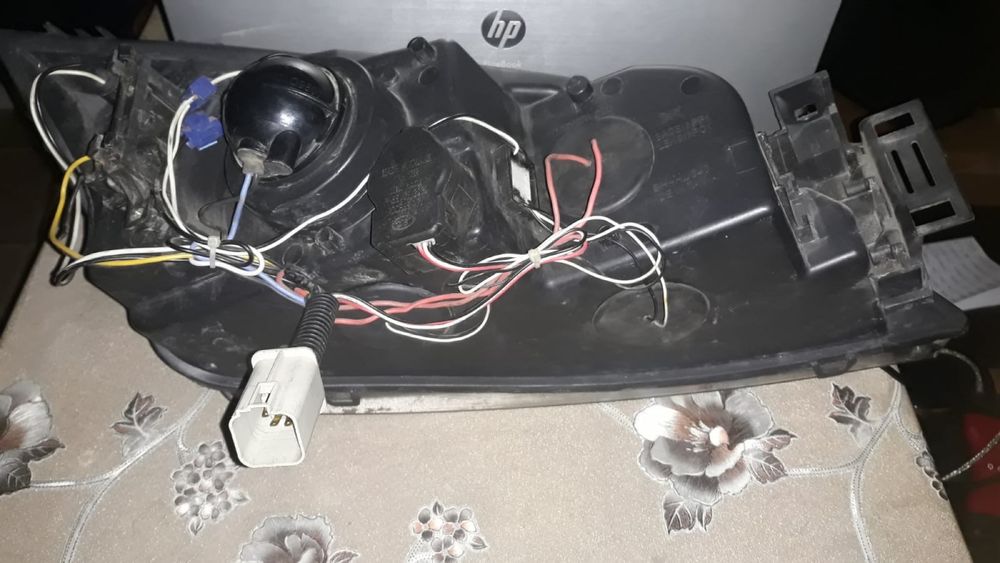 Faruri Mondeo Mk3 tuning cu motorase reglare