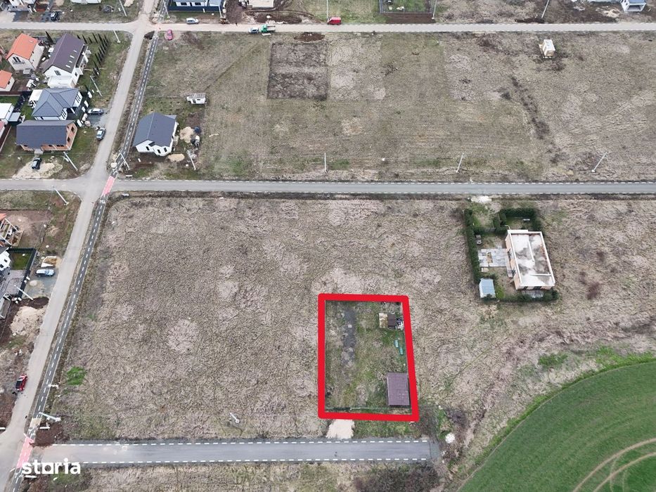 Teren intravilan 550 mp Fântânele în cartierul nou fs.20 ml