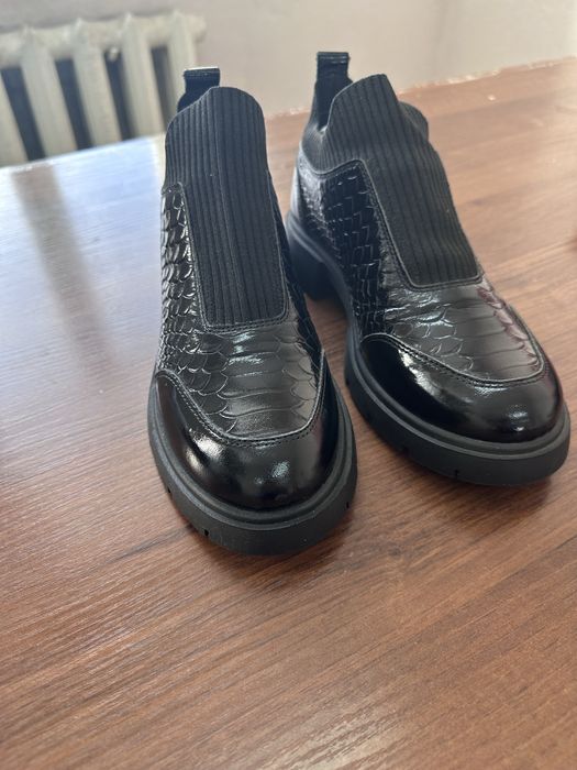 Продам обувь турецкую