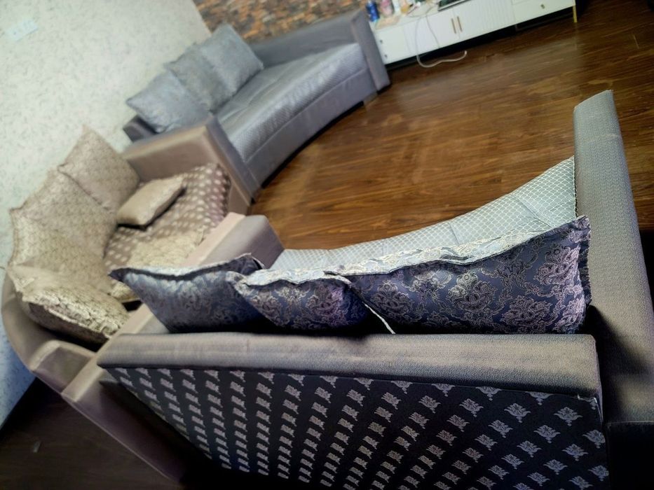 Евро полукруглый диван в 3 части +12 падушек читайте ниже