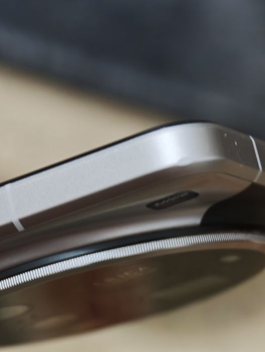 Xiaomi 15 ultra by leica 16/512Gb полукожа