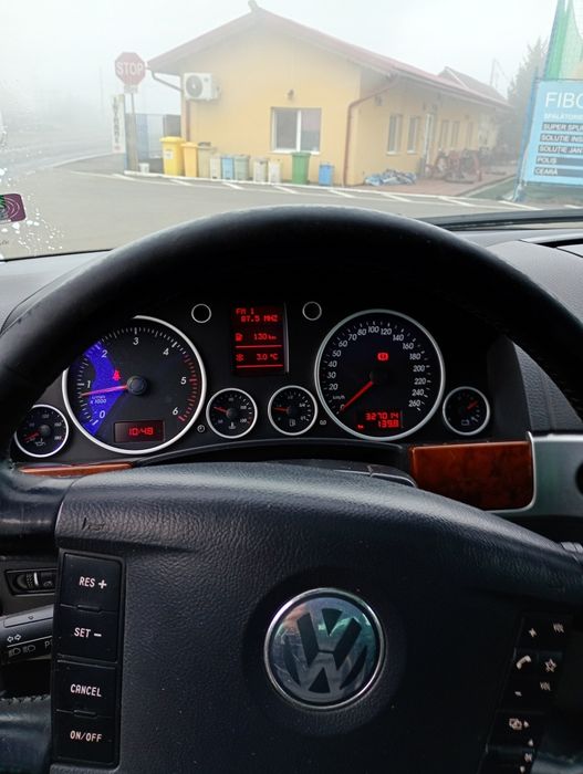 Vând Toareg 3.0 litri