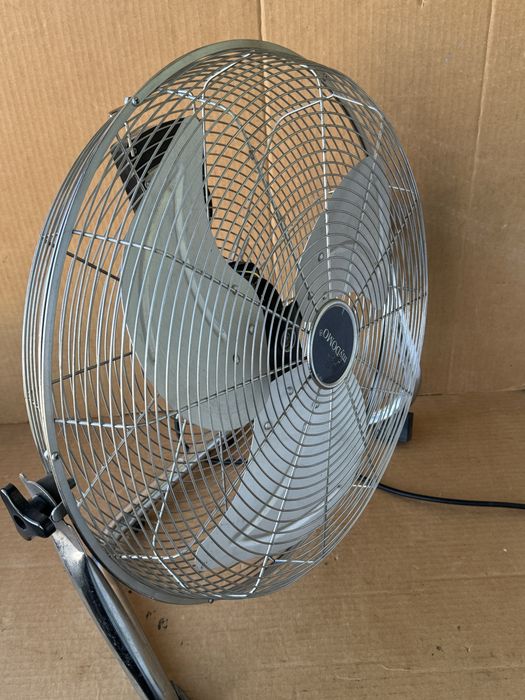 Настолен вентилатор MYDOMO, 90W, 3 степени. Aлуминиева перка