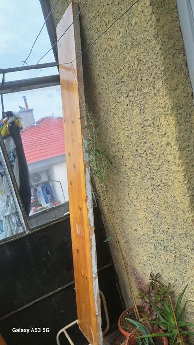 Дървена врата от чам