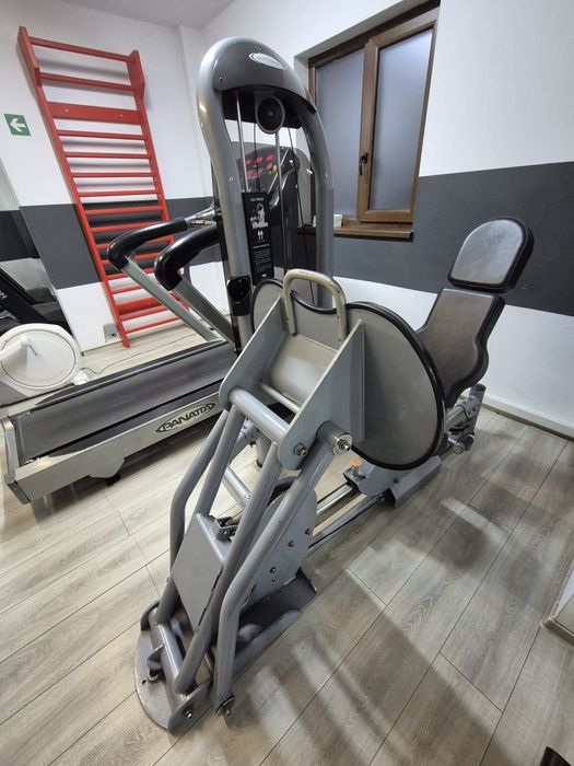 Presa picioare / Seated Leg Press Matrix Aura !!!